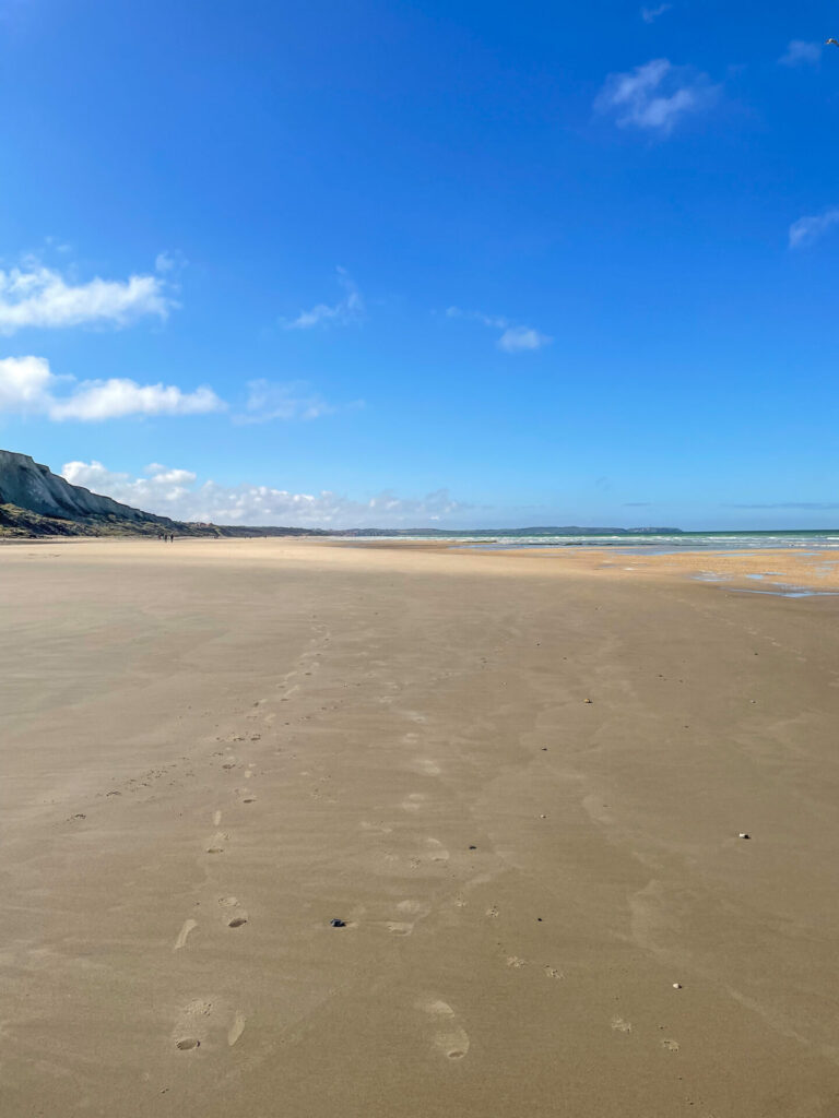 Côte d'Opale large plage de sable