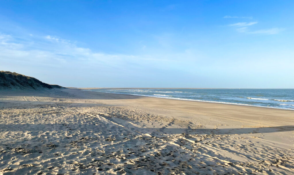 Geld sparen beim Strandurlaub in den Niederlanden