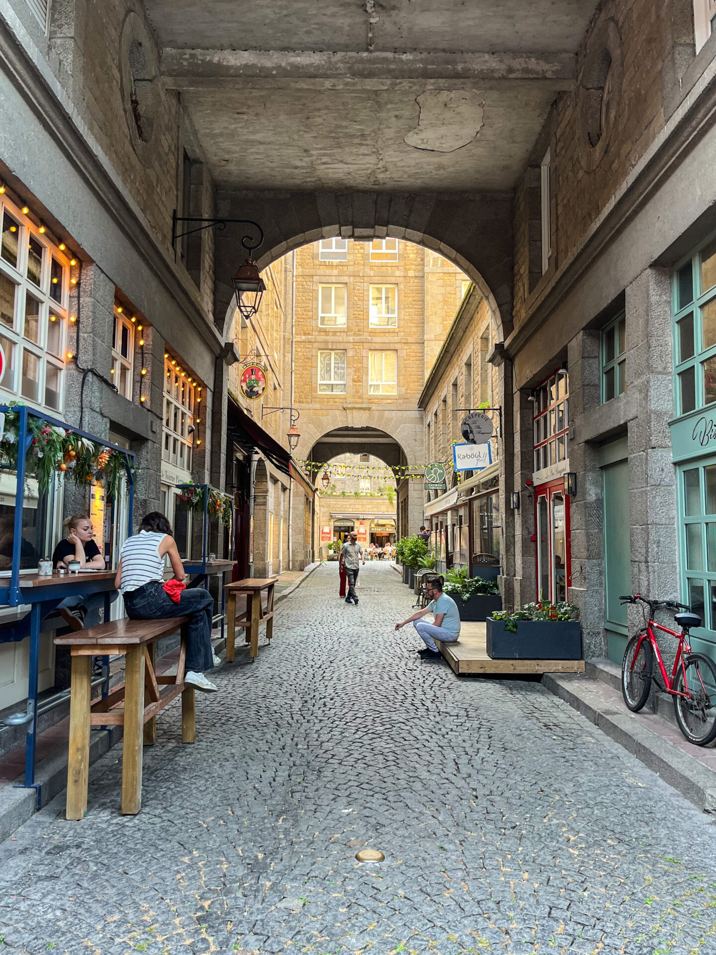 Saint Malo Blick in eine Gasse